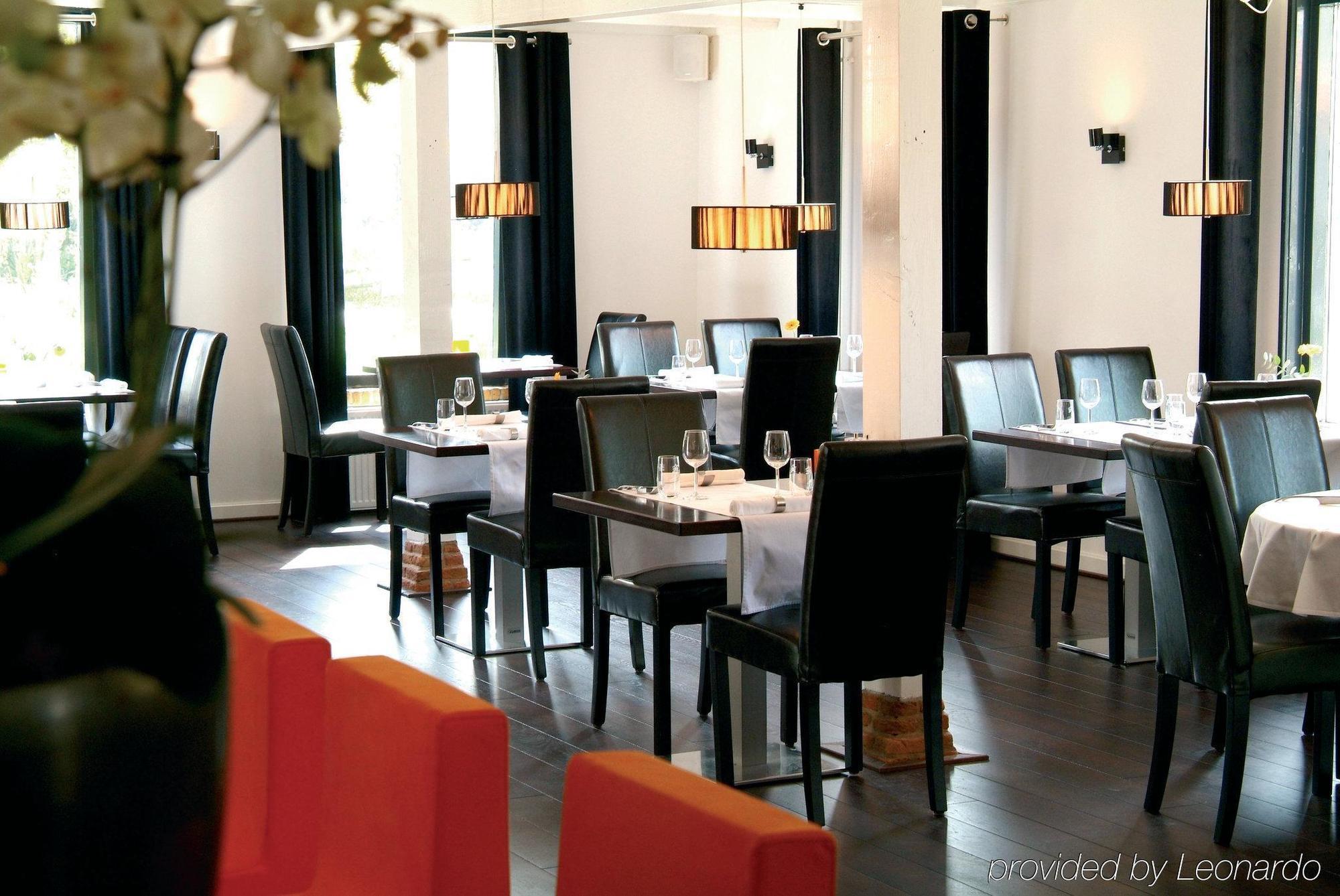 Fletcher Hotel-Restaurant De Witte Brug Lekkerkerk Restaurace fotografie